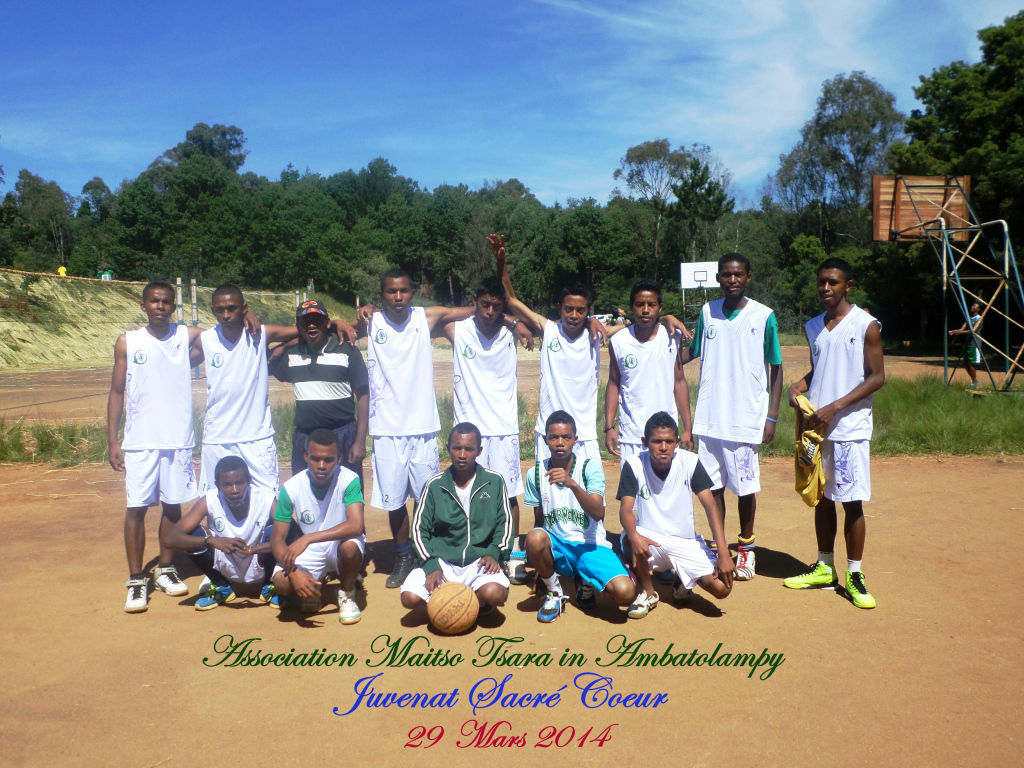 Les Basketeurs Maitso Tsara à Ambatolampy 